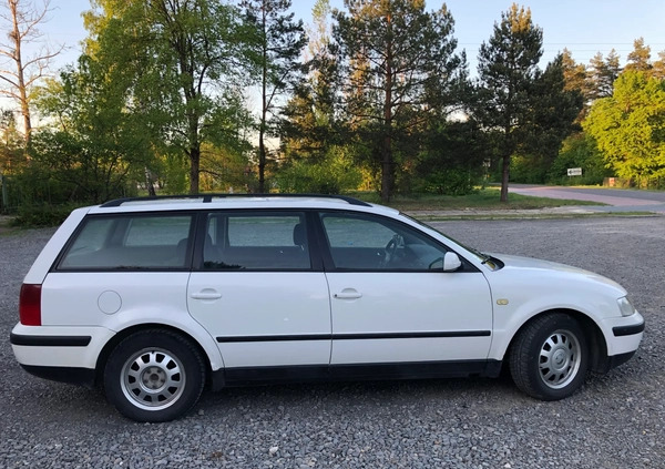 Volkswagen Passat cena 3500 przebieg: 541990, rok produkcji 1999 z Sieradz małe 56